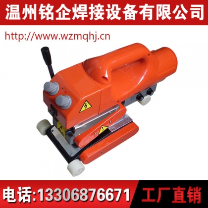 游泳池專用焊接機，排水板焊接機，復(fù)合土工膜設(shè)備