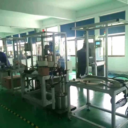 汽車限位器裝配線