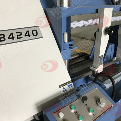 山東翔宇GB4240半自動(dòng)龍門雙柱金屬帶鋸床  廠家直銷