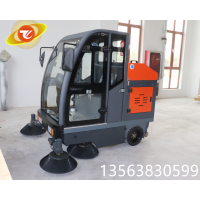 一掃一拖污垢全無——騰陽電動(dòng)掃地車分享